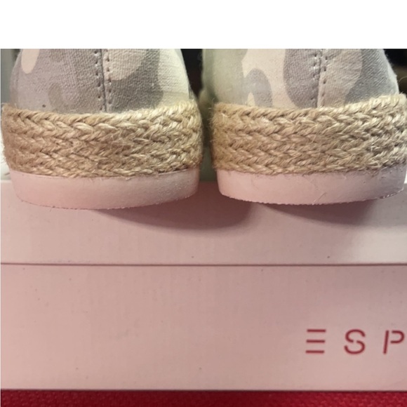 Espirit Nadine Light Camo Slip-on Espadrille - Picture 4 of 10